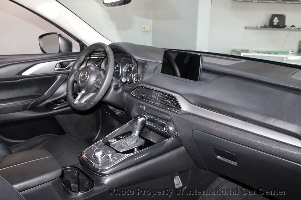 2018 Mazda CX-9 Touring - 22841159 - 30