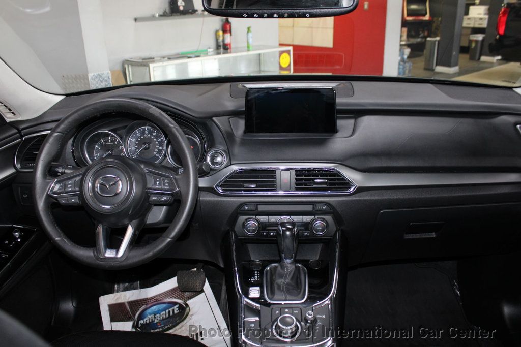 2018 Mazda CX-9 Touring - 22841159 - 32