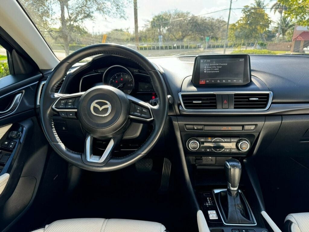 2018 Mazda Mazda3 4-Door Grand Touring Automatic - 22771707 - 4