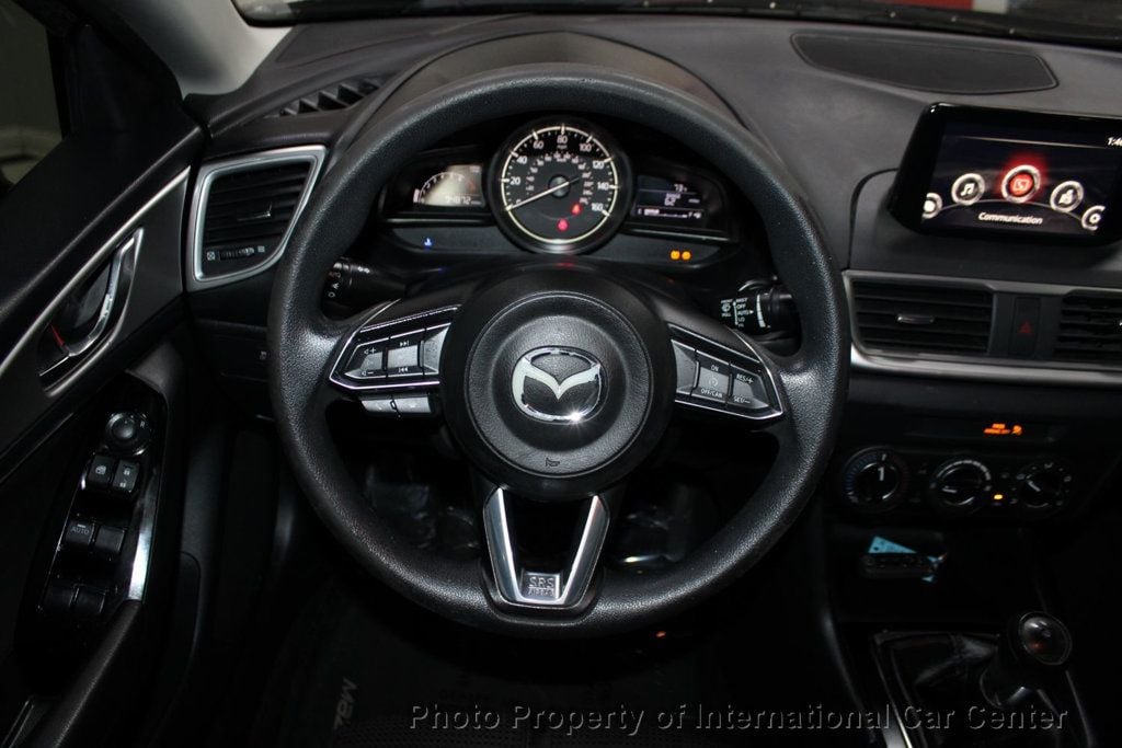 2018 Mazda Mazda3 4-Door Sport - 22784300 - 11