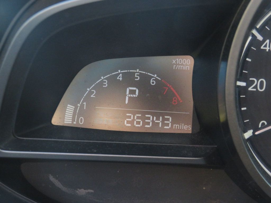 Mazda Mazda3 photo 8