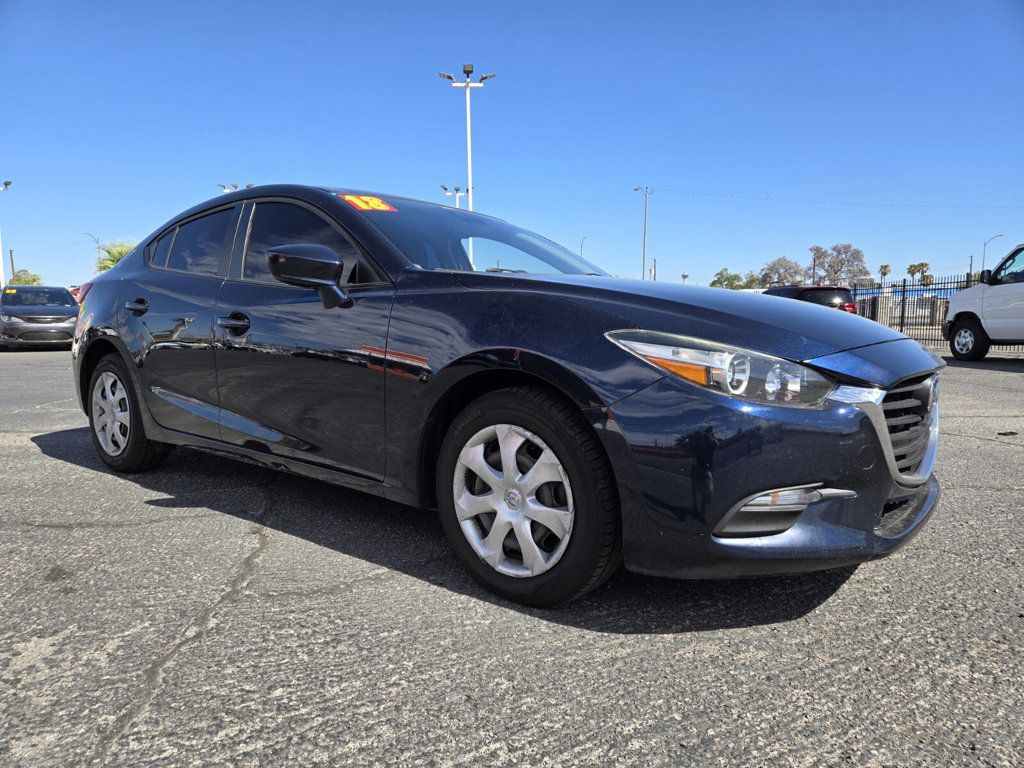 2018 Mazda Mazda3 4-Door Sport Automatic - 22599979 - 3