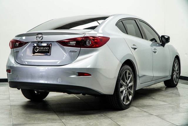 2018 Mazda Mazda3 4-Door Touring Automatic - 22916740 - 11