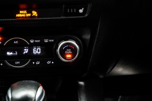 2018 Mazda Mazda3 4-Door Touring Automatic - 22916740 - 22