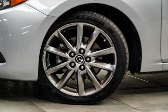 2018 Mazda Mazda3 4-Door Touring Automatic - 22916740 - 2