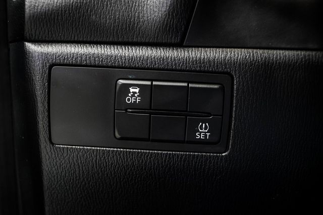 2018 Mazda Mazda3 4-Door Touring Automatic - 22916740 - 34