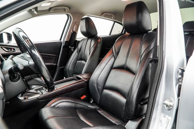 2018 Mazda Mazda3 4-Door Touring Automatic - 22916740 - 35