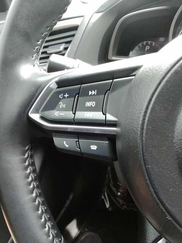 2018 Mazda Mazda3 4-Door Touring Automatic - 23091328 - 13