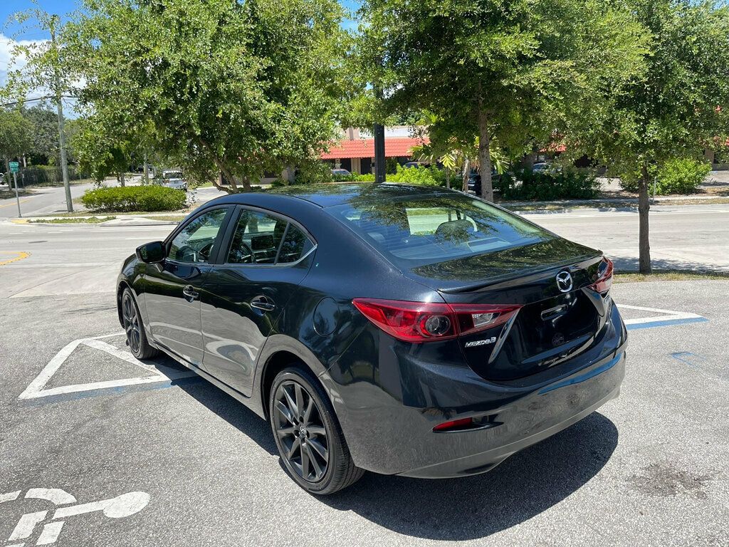 2018 Mazda Mazda3 4-Door Touring Automatic - 22522072 - 3