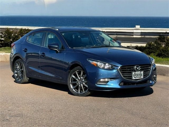 2018 Mazda Mazda3 4-Door Touring Automatic - 22670679 - 1