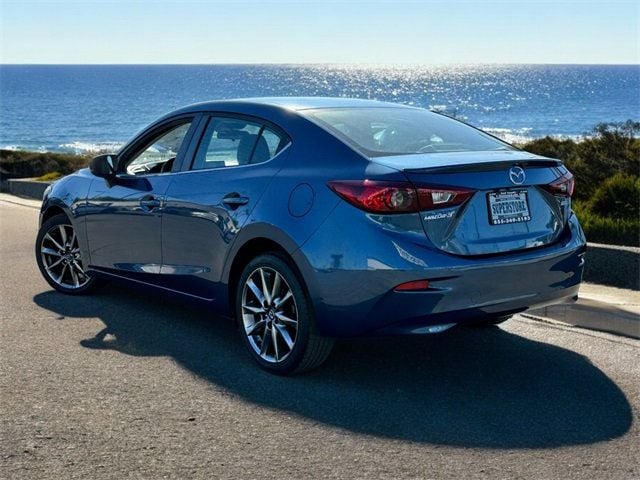 2018 Mazda Mazda3 4-Door Touring Automatic - 22670679 - 5