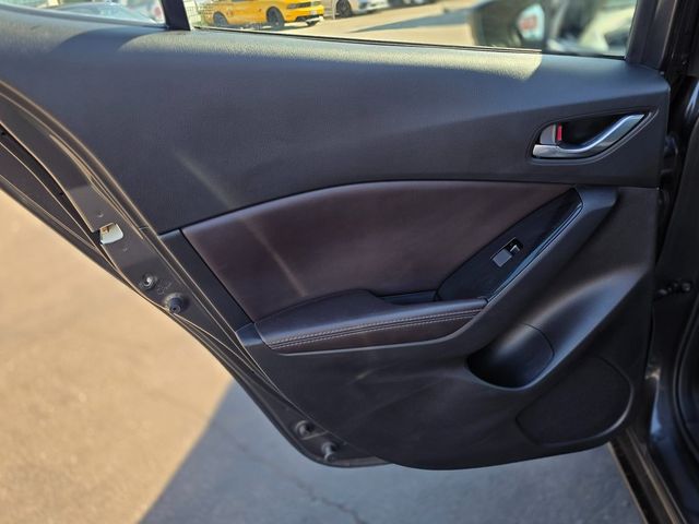 2018 Mazda Mazda3 5-Door Grand Touring Automatic - 22981155 - 19