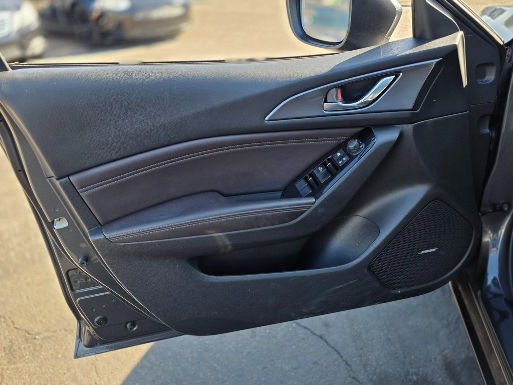 2018 Mazda Mazda3 5-Door Grand Touring Automatic - 22981155 - 20