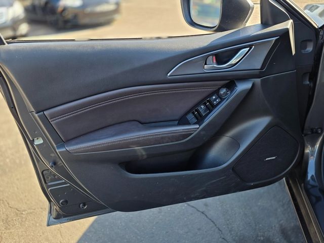 2018 Mazda Mazda3 5-Door Grand Touring Automatic - 22981155 - 20