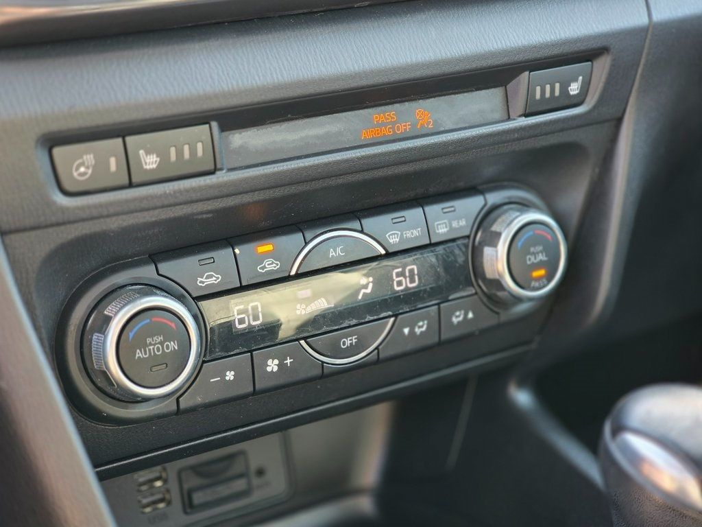 2018 Mazda Mazda3 5-Door Grand Touring Automatic - 22981155 - 31