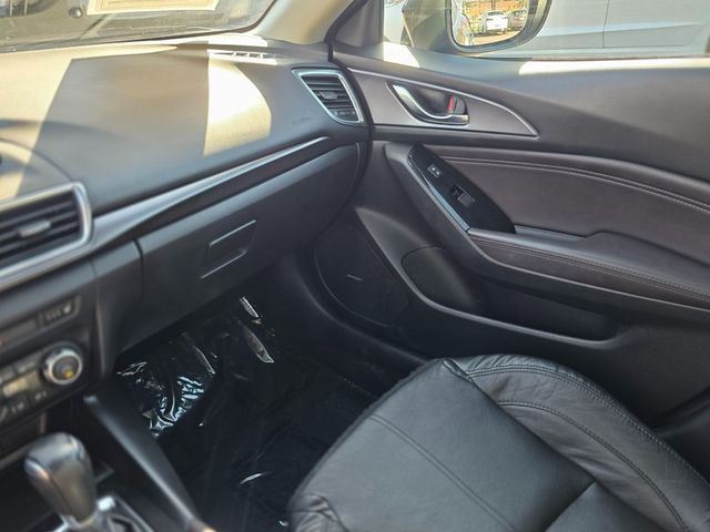 2018 Mazda Mazda3 5-Door Grand Touring Automatic - 22981155 - 37