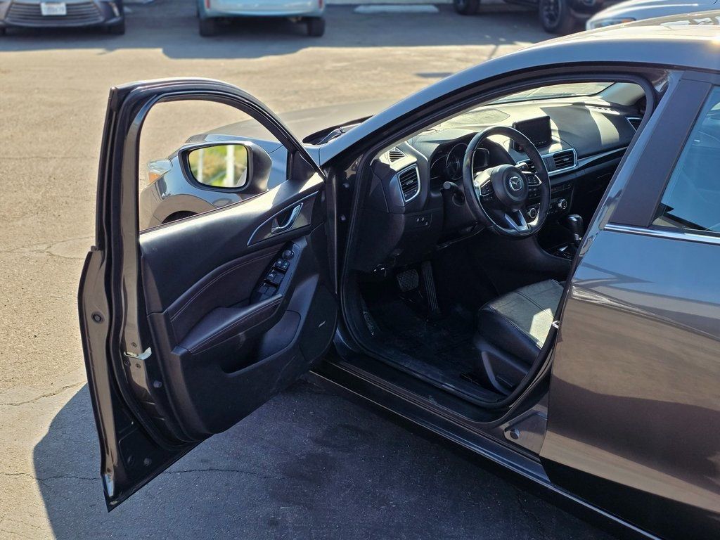 2018 Mazda Mazda3 5-Door Grand Touring Automatic - 22981155 - 43