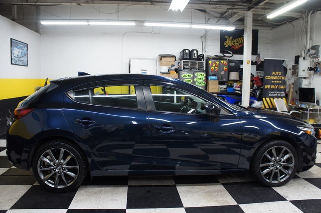 2018 Mazda Mazda3 5-Door Grand Touring, Stylish, Fun to drive! - 22852862 - 13