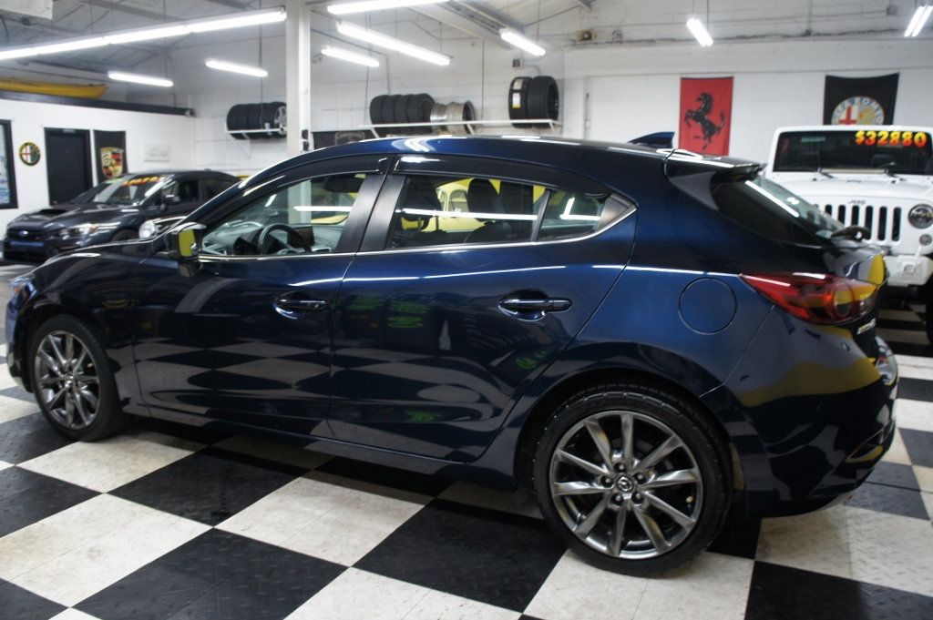 2018 Mazda Mazda3 5-Door Grand Touring, Stylish, Fun to drive! - 22852862 - 16