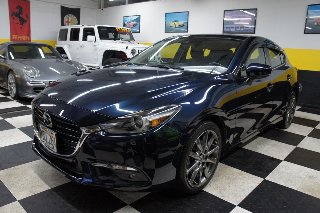 2018 Mazda Mazda3 5-Door Grand Touring, Stylish, Fun to drive! - 22852862 - 2