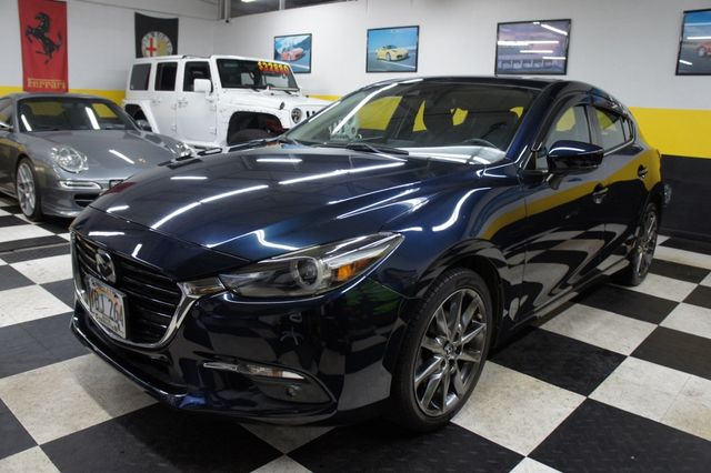 2018 Mazda Mazda3 5-Door Grand Touring, Stylish, Fun to drive! - 22852862 - 2