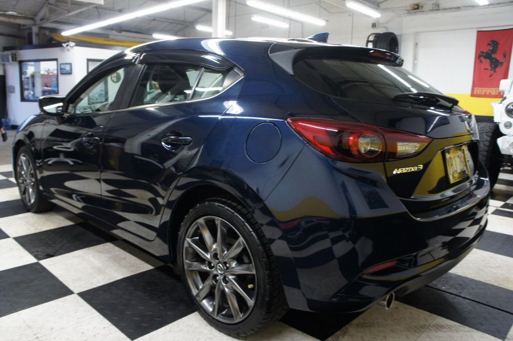 2018 Mazda Mazda3 5-Door Grand Touring, Stylish, Fun to drive! - 22852862 - 35