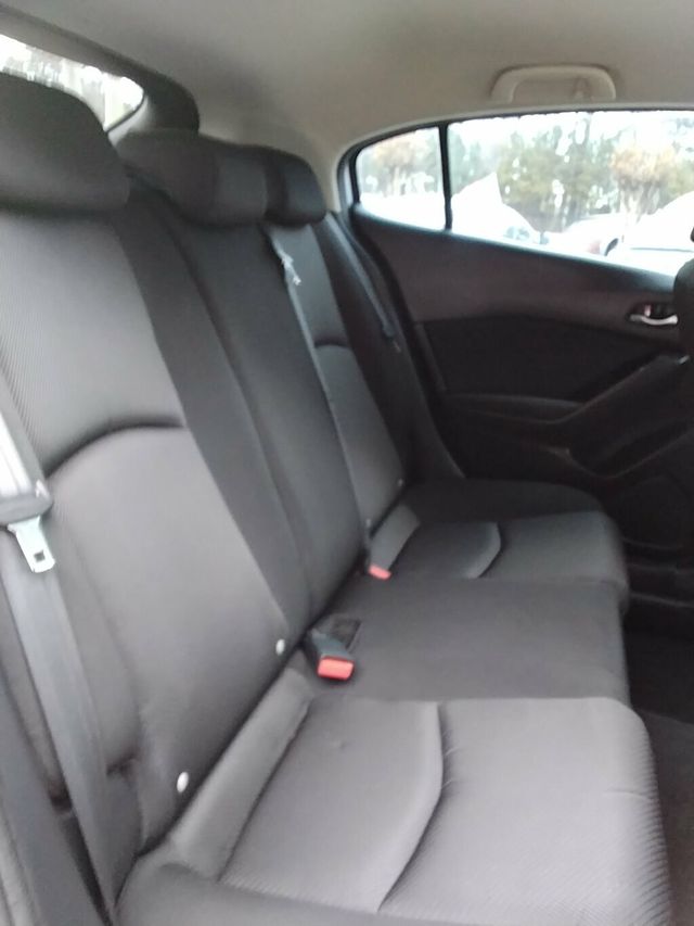 2018 Mazda Mazda3 5-Door Sport Automatic - 22981552 - 9