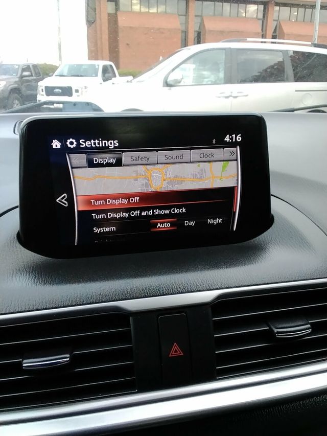 2018 Mazda Mazda3 5-Door Sport Automatic - 22981552 - 17