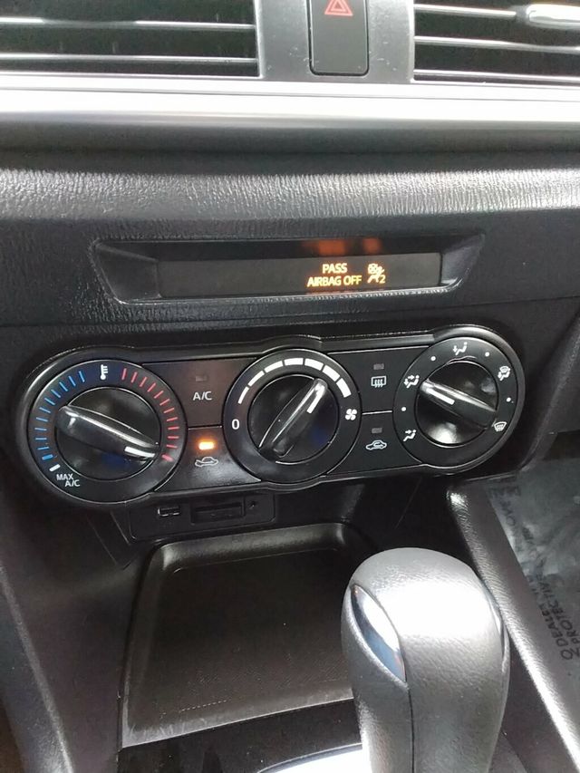 2018 Mazda Mazda3 5-Door Sport Automatic - 22981552 - 19