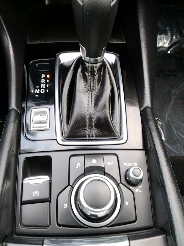 2018 Mazda Mazda3 5-Door Sport Automatic - 22981552 - 20