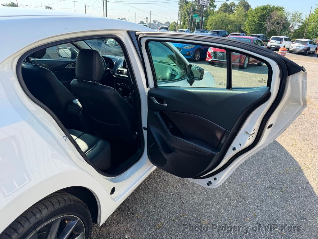 2018 Mazda Mazda3 5-Door Touring Automatic - 23029881 - 10