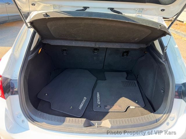 2018 Mazda Mazda3 5-Door Touring Automatic - 23029881 - 21