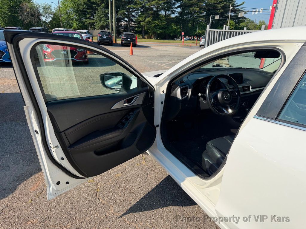 2018 Mazda Mazda3 5-Door Touring Automatic - 23029881 - 8
