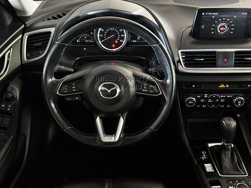 2018 Mazda Mazda3 5-Door Touring Hatchback 4D - 22410798 - 9