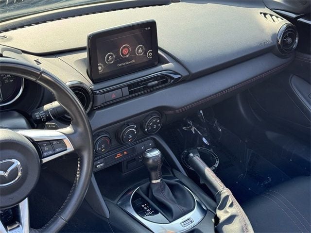 2018 Mazda MX-5 Miata RF Club Manual - 22578520 - 21