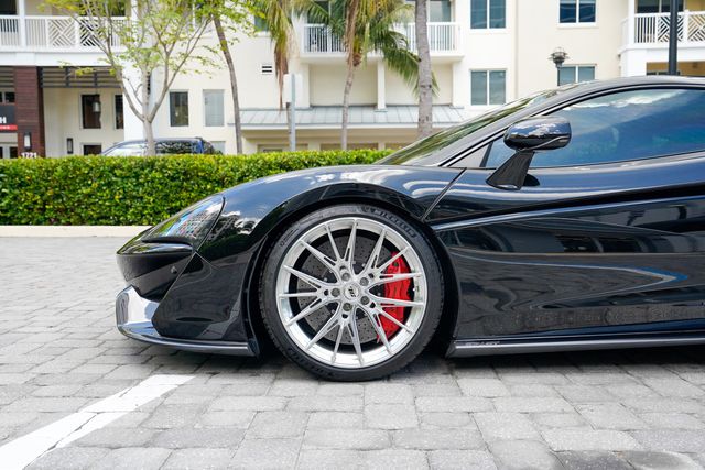 2018 McLaren 570GT Coupe - 23036383 - 12