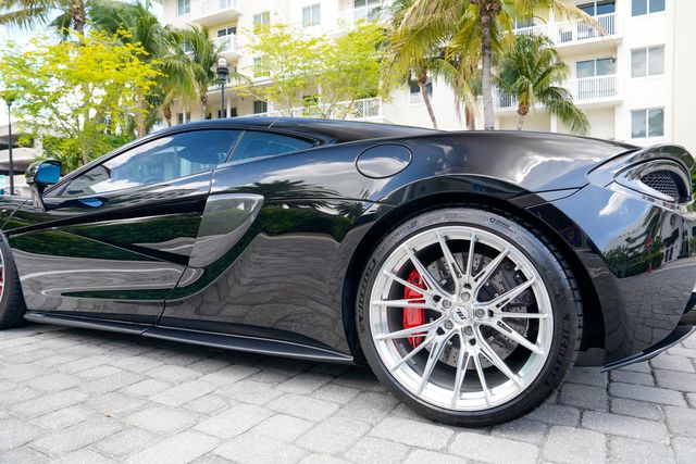 2018 McLaren 570GT Coupe - 23036383 - 17