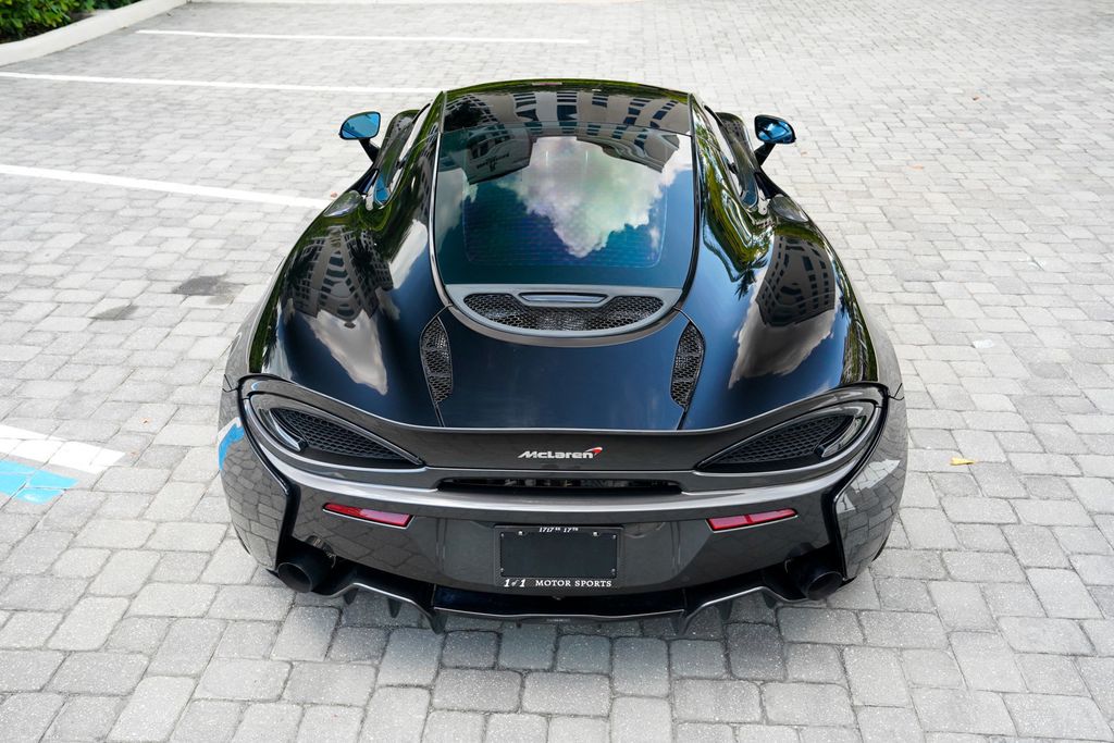 2018 McLaren 570GT Coupe - 23036383 - 22
