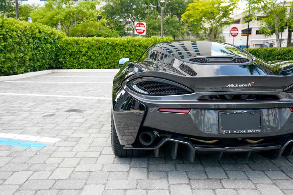 2018 McLaren 570GT Coupe - 23036383 - 23