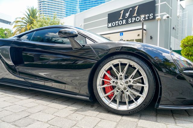 2018 McLaren 570GT Coupe - 23036383 - 35