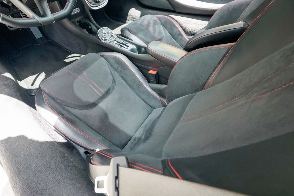 2018 McLaren 570GT Coupe - 23036383 - 59