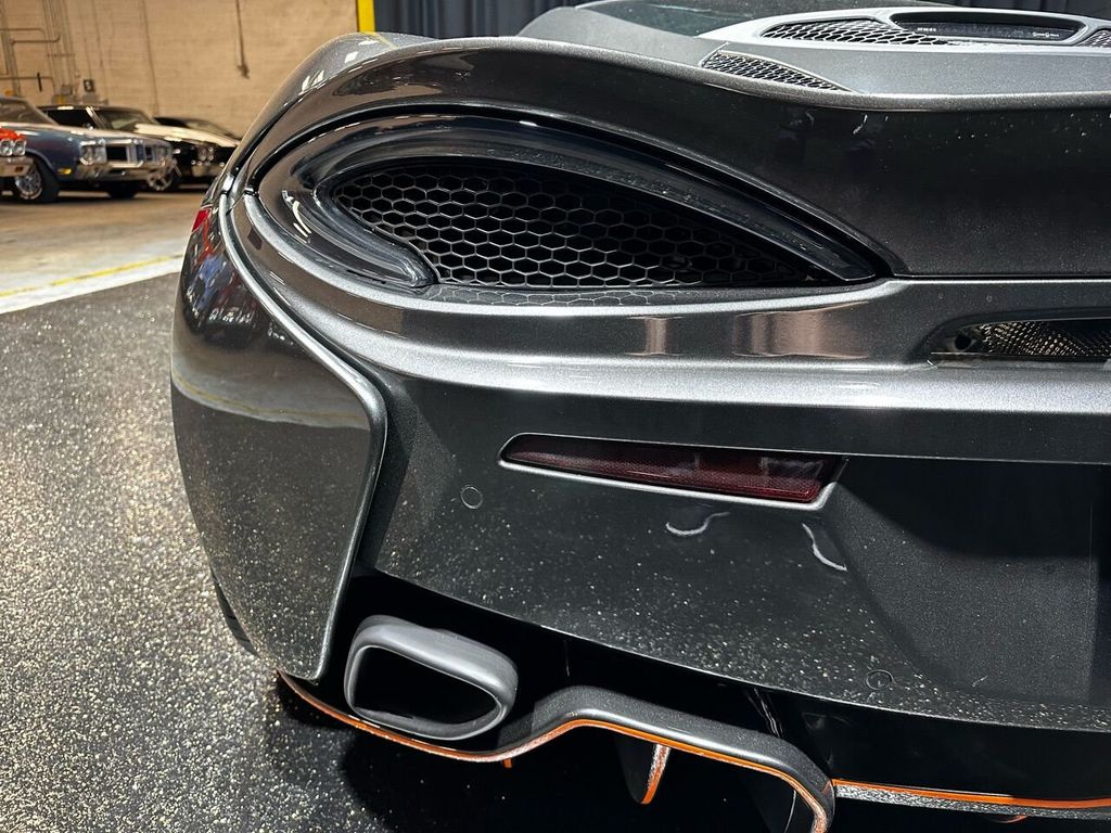 2018 McLaren 570GT Coupe - 22436007 - 23