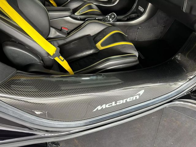 2018 McLaren 570GT Coupe - 22261789 - 22