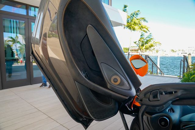 2018 McLaren 570S Spider - 22929360 - 52