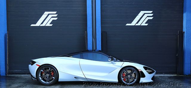 2018 McLaren 720S Launch Edition  - 23019763 - 0