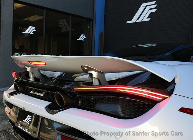 2018 McLaren 720S Launch Edition  - 23019763 - 7