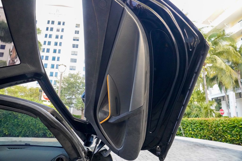 2018 McLaren 720S Performance Coupe - 22936228 - 69