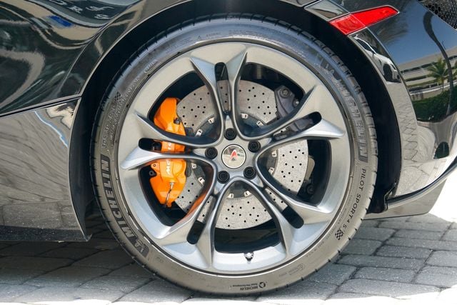 2018 McLaren 720S Performance Coupe - 23048879 - 16