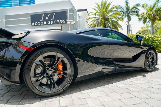 2018 McLaren 720S Performance Coupe - 23048879 - 30