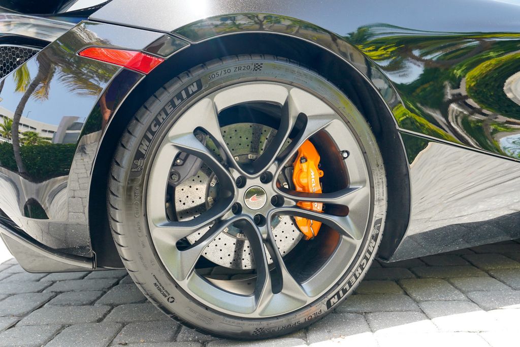 2018 McLaren 720S Performance Coupe - 23048879 - 52